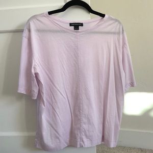 Light pink T-shirt (something navy)